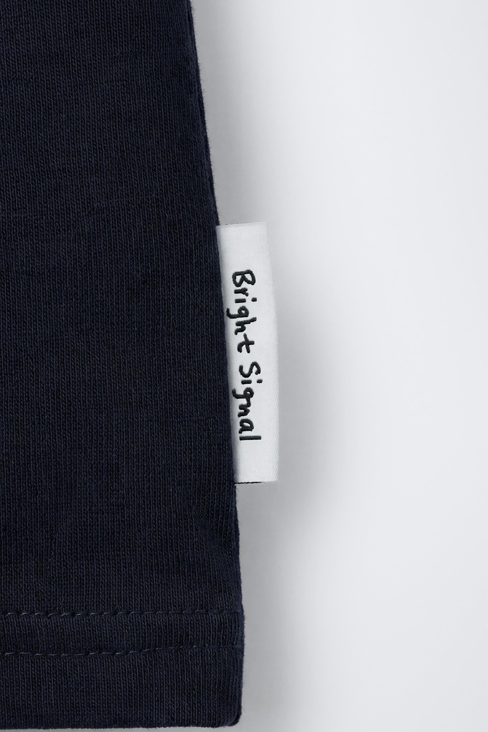 EMBROIDERED TEXT T-SHIRT